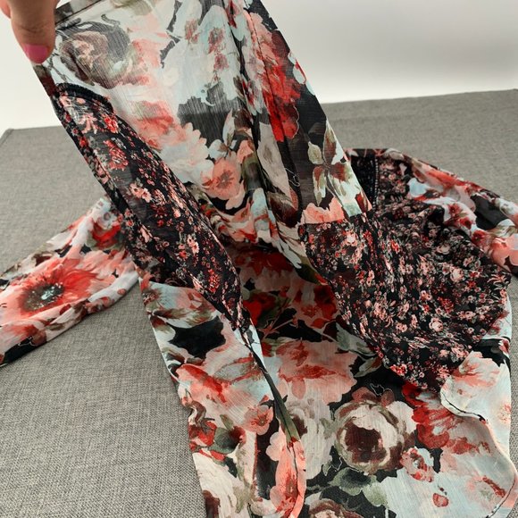 iZ BYER Delicate Lightweight Blouse Semi Sheer Lace V-Neckline XS 3/4th‎ Sleeve - Picture 7 of 15